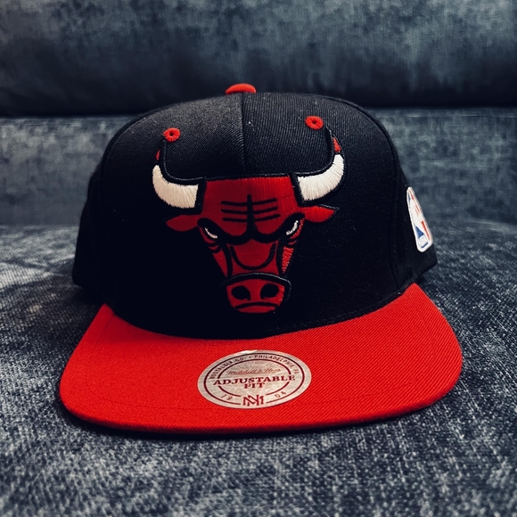 Mitchell & Ness Other - MITCHELL & NESS CHICAGO BULLS SNAPBACK